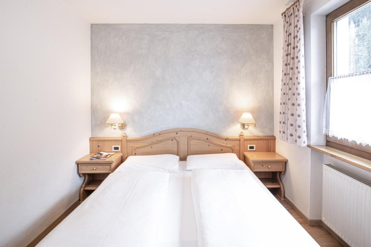 ויפיטנו Hotel Residence Rose מראה חיצוני תמונה
