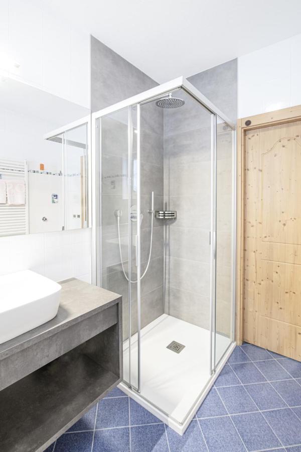 ויפיטנו Hotel Residence Rose מראה חיצוני תמונה