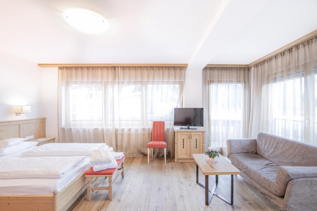 ויפיטנו Hotel Residence Rose מראה חיצוני תמונה