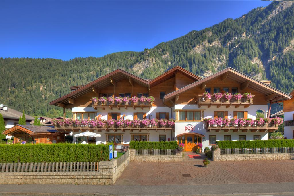 ויפיטנו Hotel Residence Rose מראה חיצוני תמונה