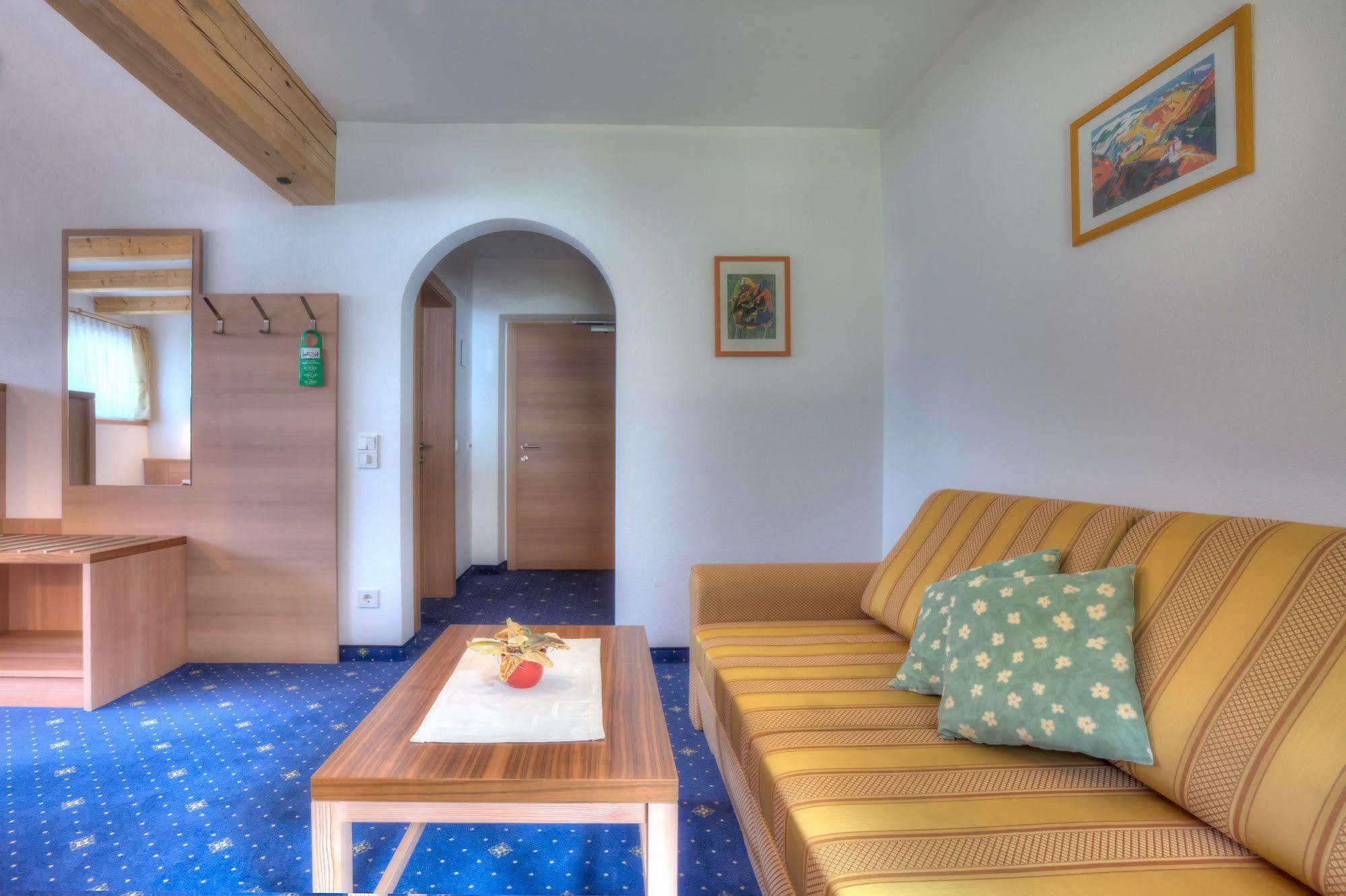 ויפיטנו Hotel Residence Rose מראה חיצוני תמונה